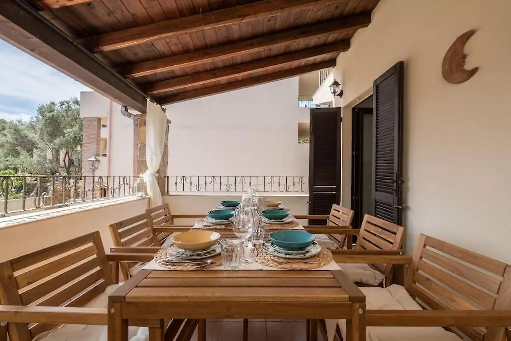 Holiday home La Torre Vicino Le Piu Belle Spiagge Di Chia Villa Domus De Maria